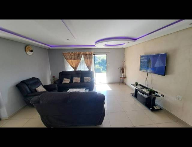4 BEDROOM HOUSE FOR SALE IN UMGABABA